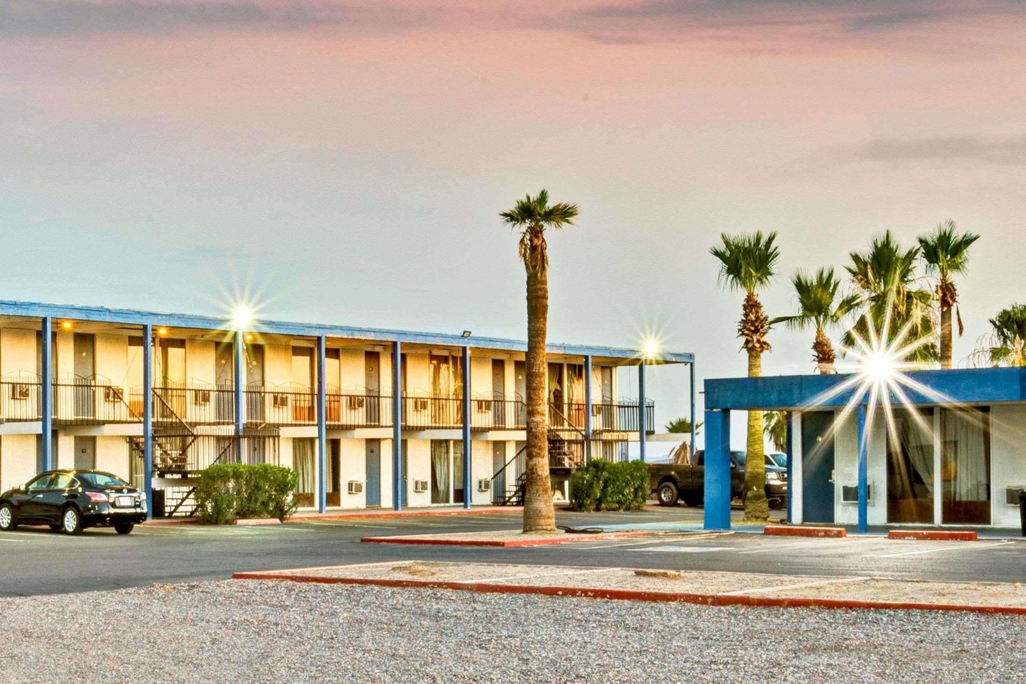 Knights Inn Gila Bend Bagian luar foto